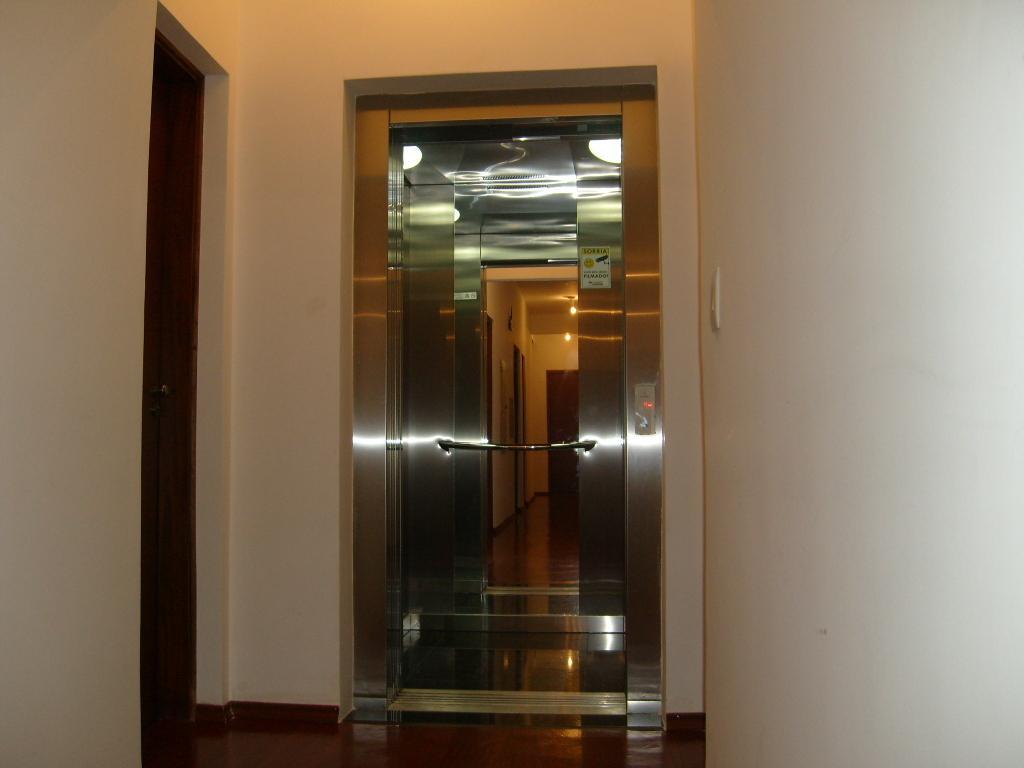 בויטובה Hotel Rafeli מראה חיצוני תמונה