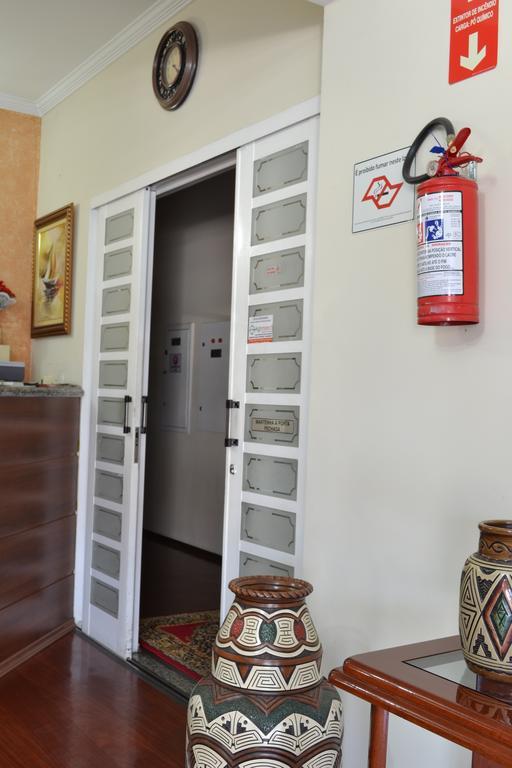 בויטובה Hotel Rafeli מראה חיצוני תמונה